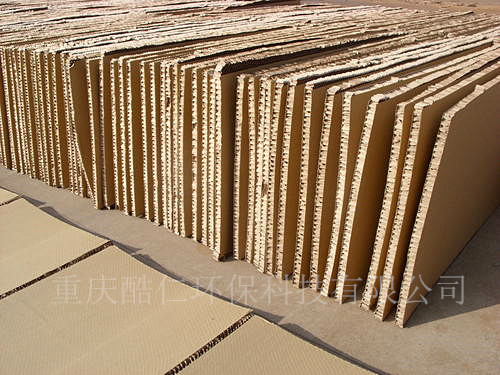 蜂窩紙(zhǐ)闆